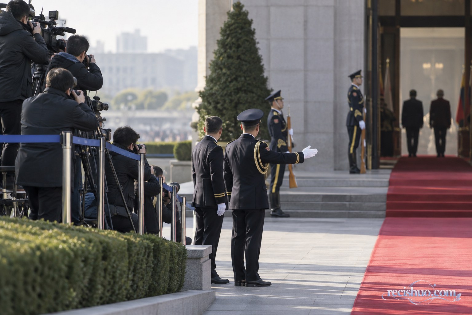 中美两国国旗与红色迎宾地毯构成的正式外交欢迎仪式概念场景